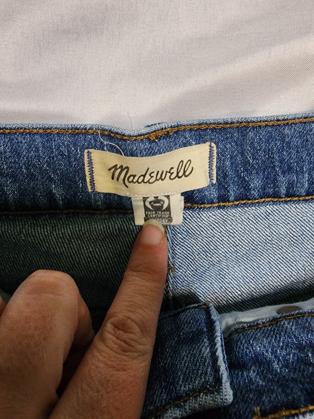 Madewell The Perfect Vintage Jean 29 High Rise Raw Hem Light Wash Straight - Picture 4 of 13